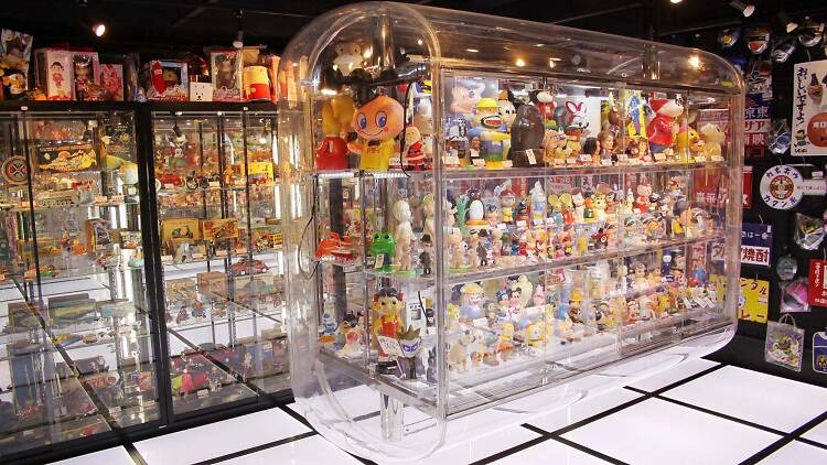 Discover Mandarake, Japan’s top destination for rare anime figures, manga, cels via Rakufun.